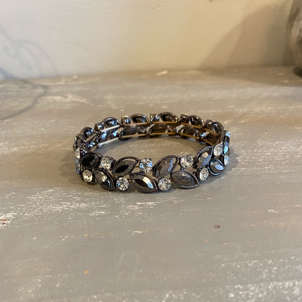 Black crystal stone vintage bracelet stretch fashion